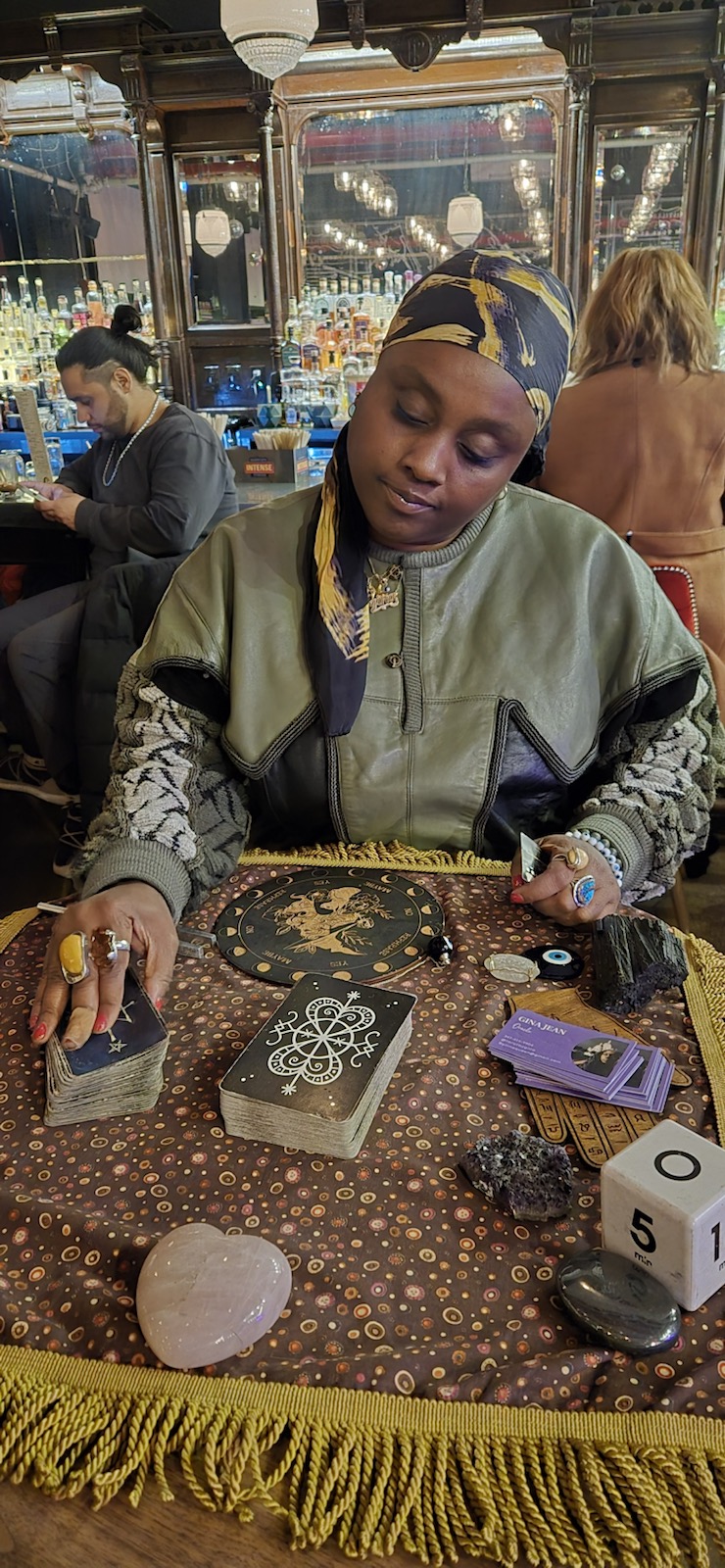 Tarot reading session
